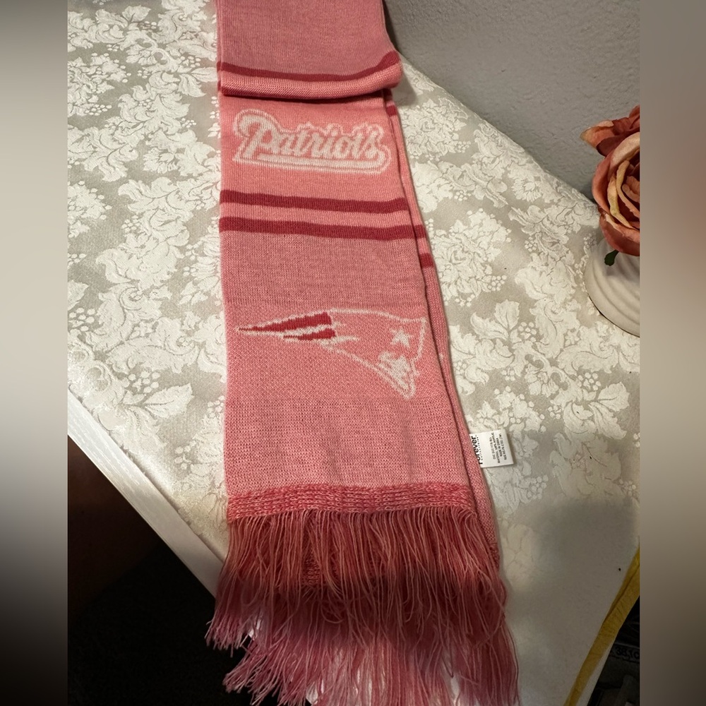 New England Patriots Pink Women’s NFL Scarf Forever Collectibles Football